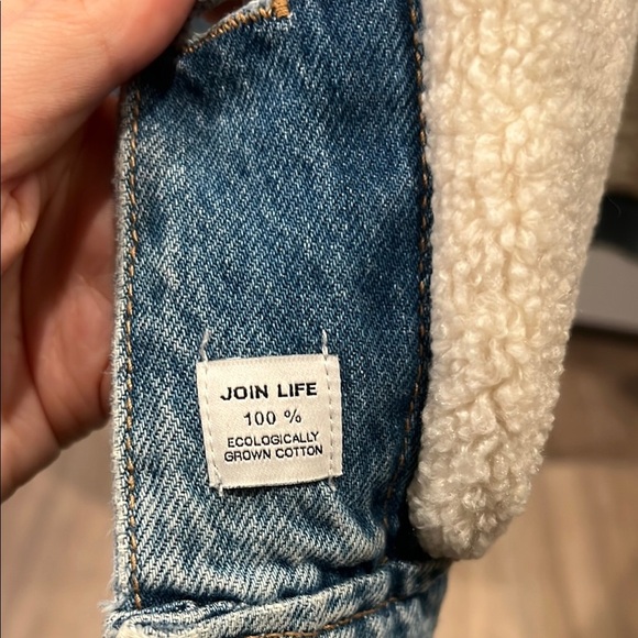 Zara Light Blue Sherpa Lined Denim Oversized Jean Jacket size small women’s - Picture 9 of 10